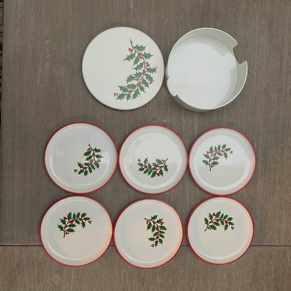 Vintage Lacquerware Christmas Coasters - Picture 2 of 6